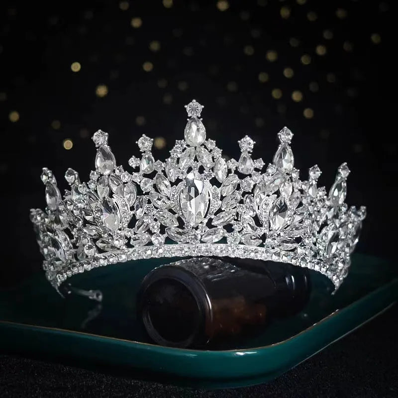 Kopfscmuck Geometrische Tiaras für die Braut